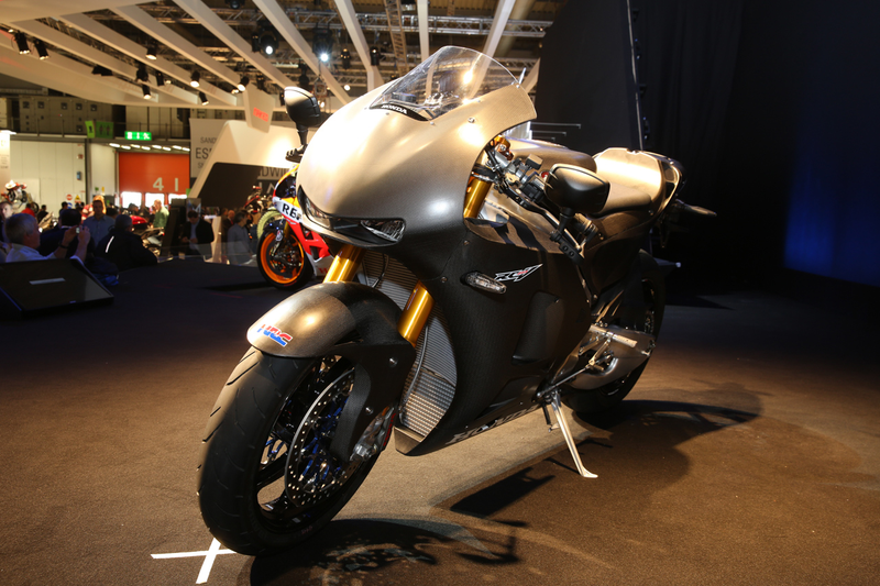 Illustration for article titled 2015 Honda RC213V-S: It Really Is A MotoGP Bike With A License Plate
